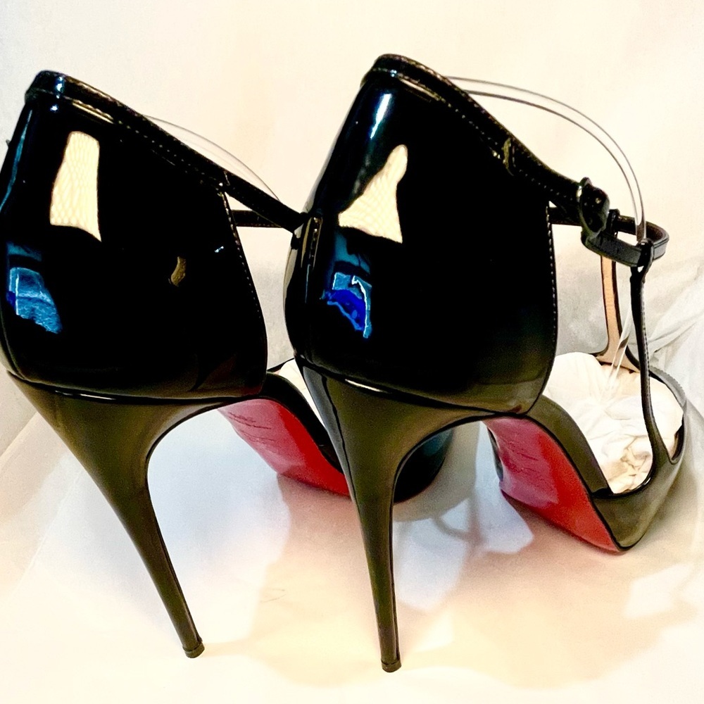 Christian Louboutin ankle strap cage peeptoe pumps. Glossy patent black
38.5 - Picture 5 of 14
